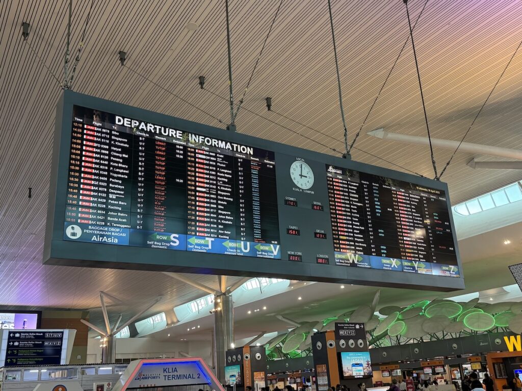 Departure board at KLIA2 - time to go back